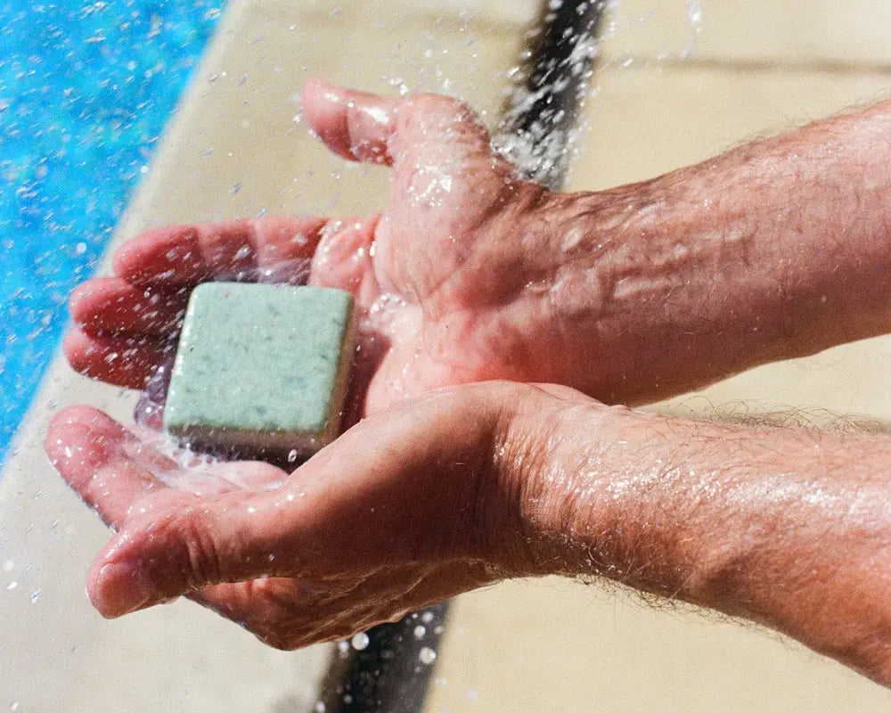 Meilleur gel douche homme : comment choisir sans se faire mousser ?